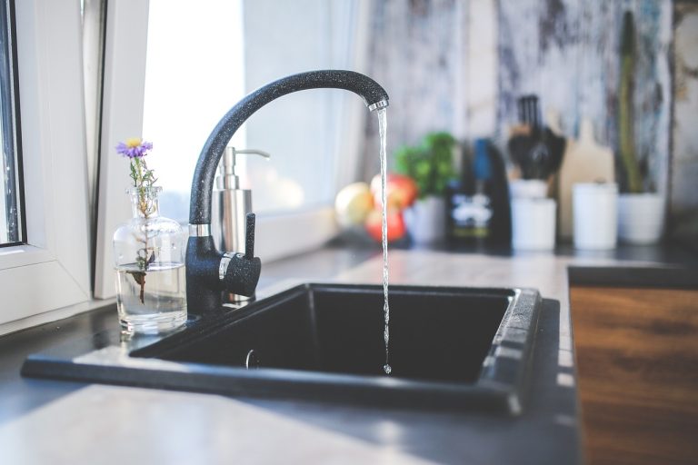 The 5 Best Kitchen Sink Styles and Which Is Right for You